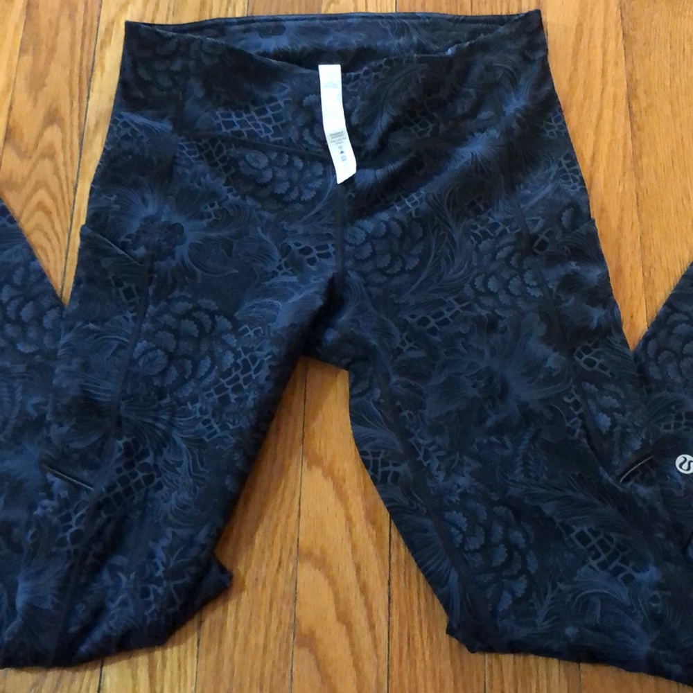 Lululemon speed floral tights